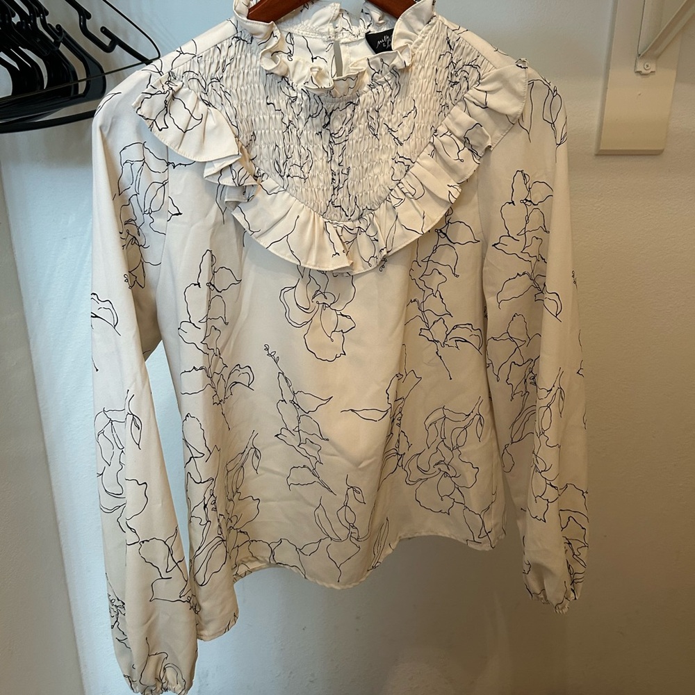 Coquette ruffled white floral blouse Size M
